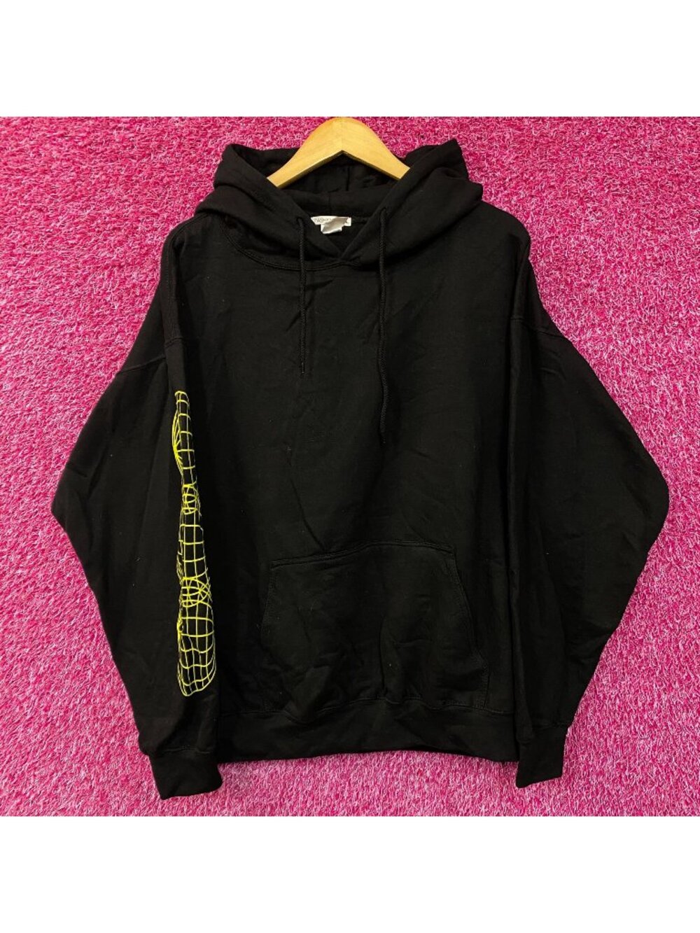 Fashion Nova High Energy Graphic Hoodie Medium